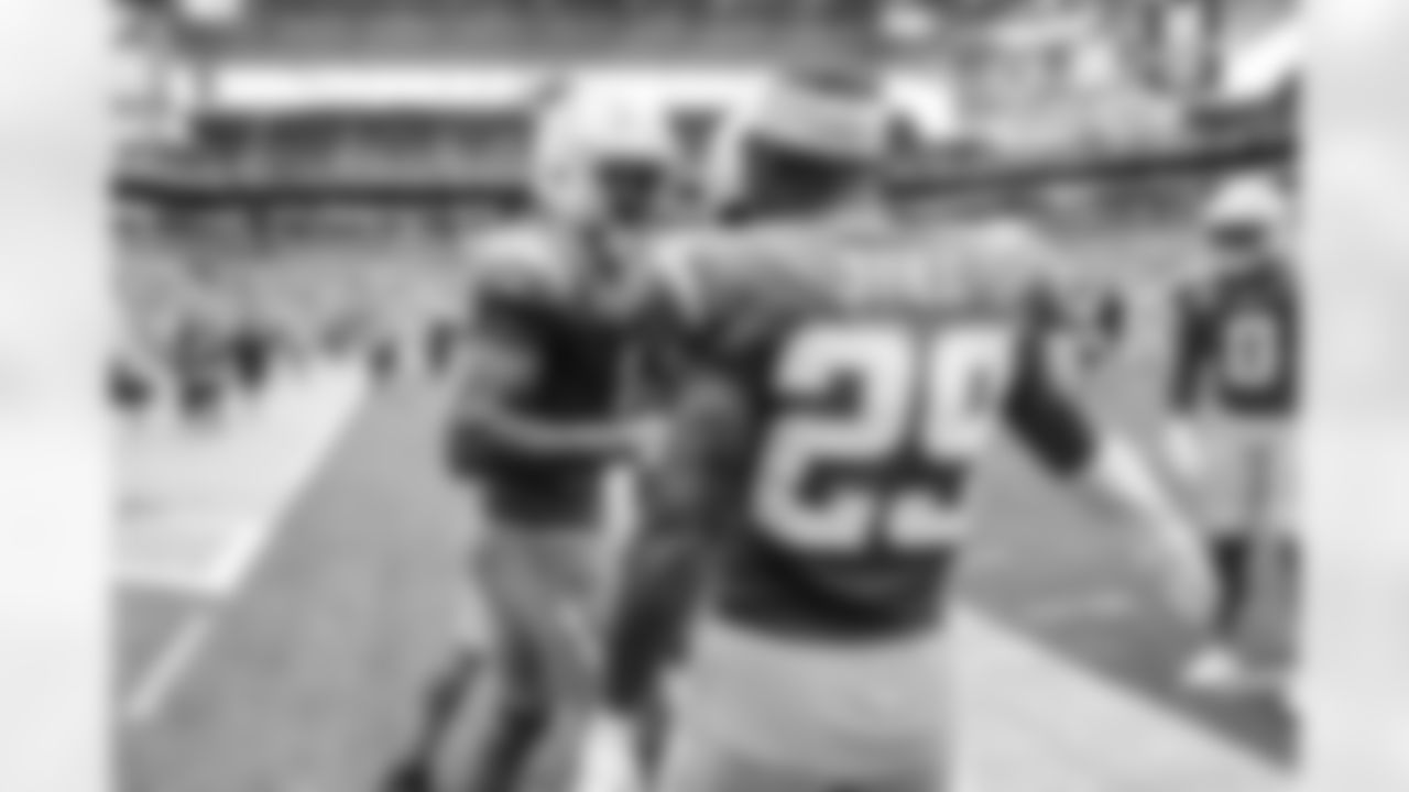S Derwin James Jr. (3) and CB Tarheeb Still (29)