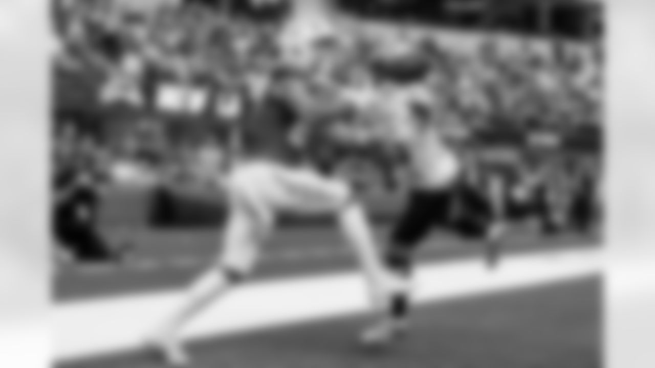 The Los Angeles Chargers play the New Orleans Saints on Sunday, October 27, 2024 at SoFi Stadium in Inglewood, CA.
[FINAL SCORE: LAC 26 - NO 8]