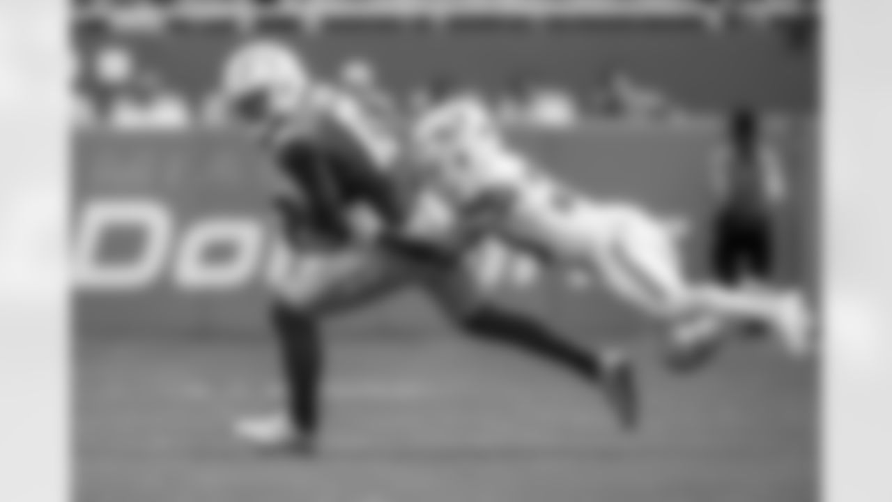 Check out the best shots from the Chargers Week 6 matchup against the Dolphins!