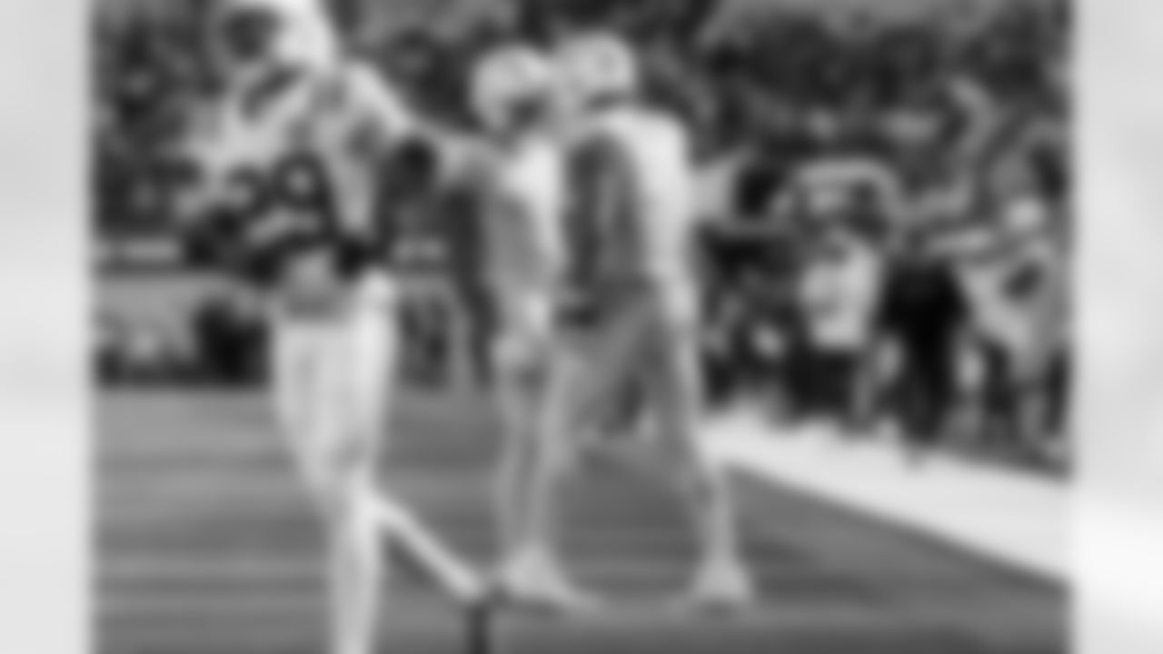 Check out the best shots from the Chargers Week 7 matchup against the Colts!