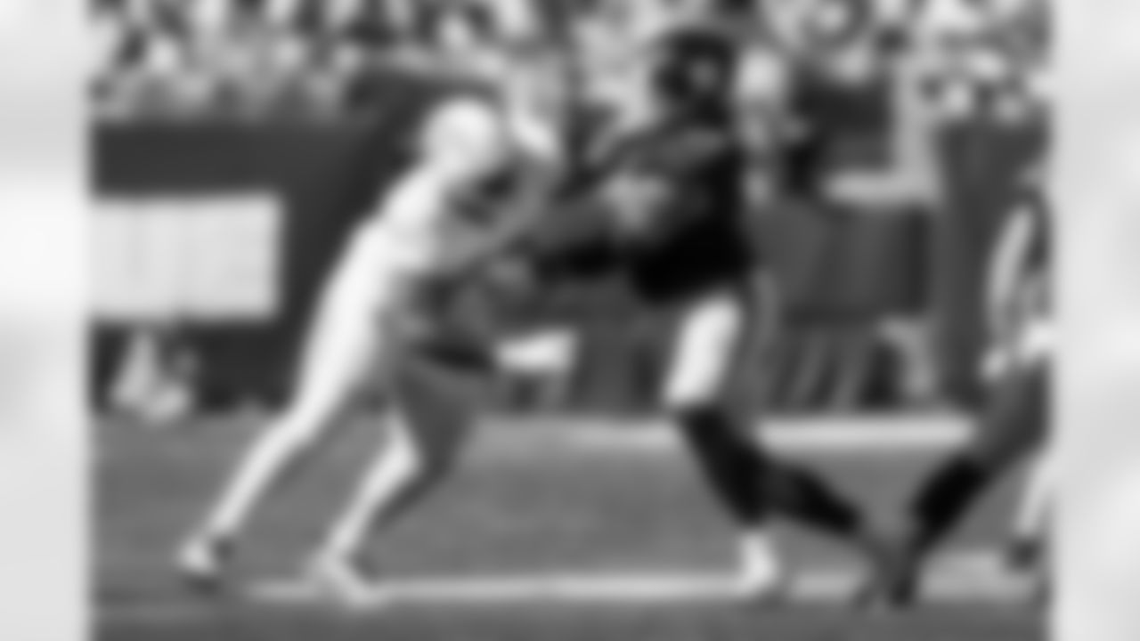 Take a look back at the best photos of the Chargers 2025 draft class in their inaugural NFL campaign.