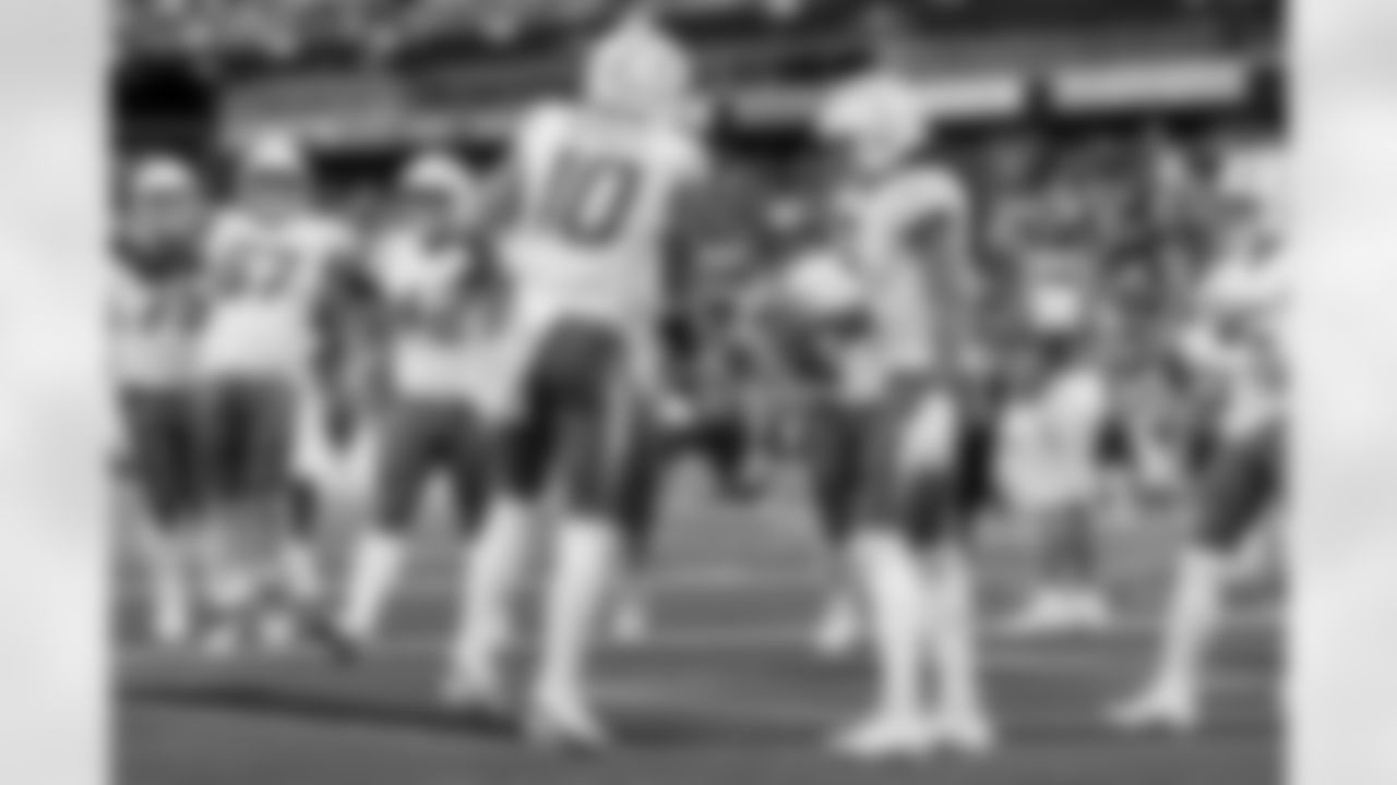 Take a look back at the best photos of the Chargers best celebrations of the 2025 season.