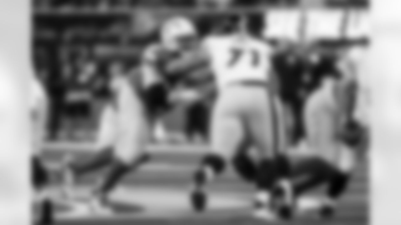 Check out the best shots from the Chargers Week 10 matchup against the Steelers!