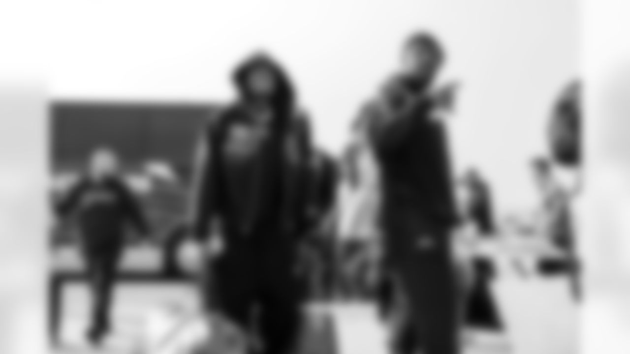 S Derwin James Jr. (3) and OLB Bud Dupree (48)