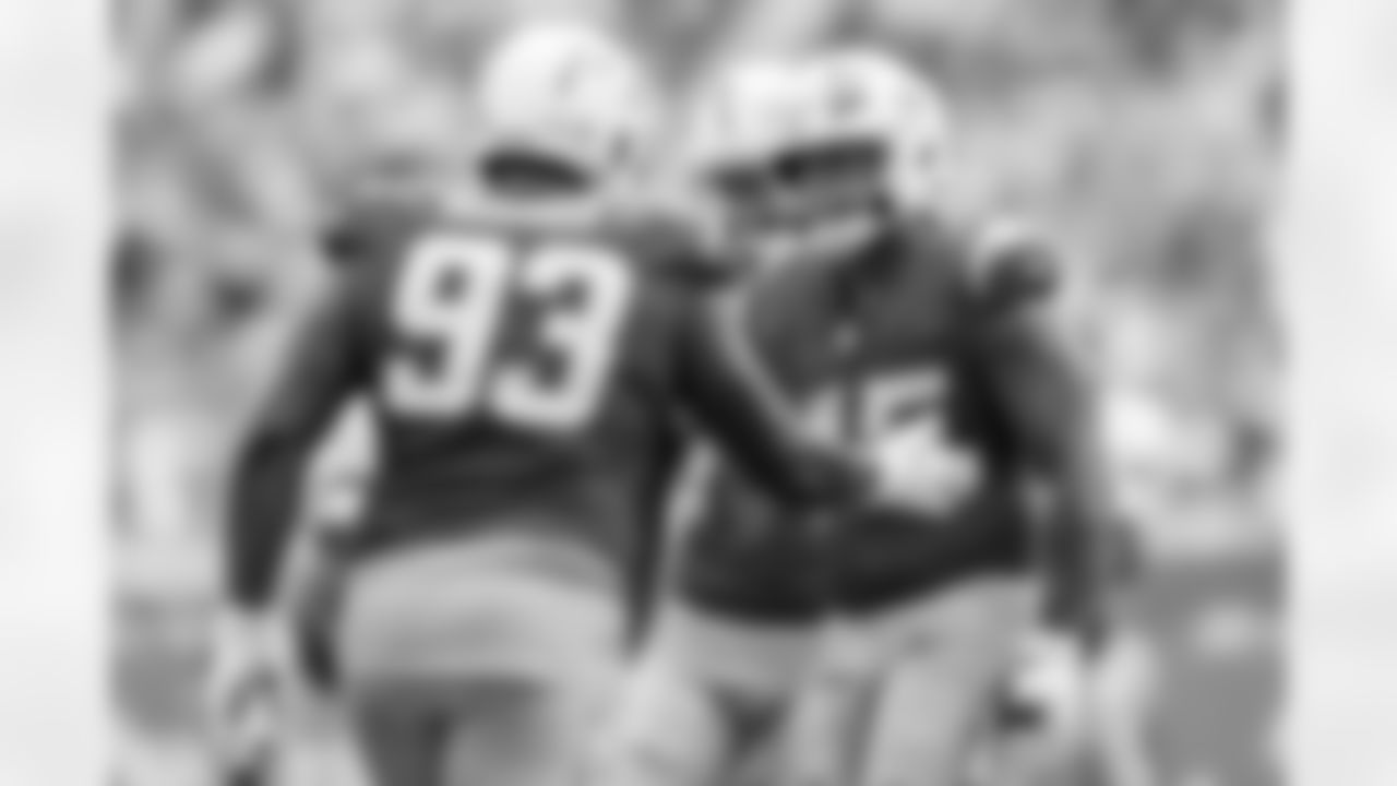 Check out the best shots from the Chargers Week 6 matchup against the Dolphins!