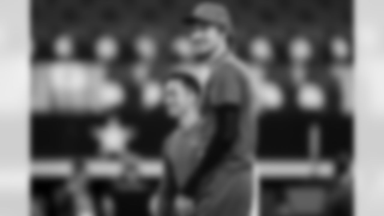 QB Justin Herbert (10)