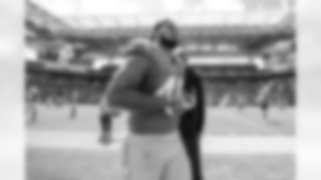 OLB Tuli Tuipulotu (45)