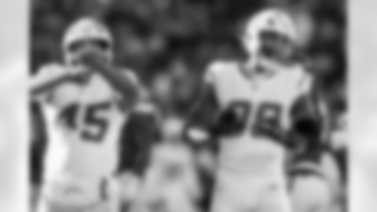 Take a look back at the best photos of Tuli Tuipulotu's 2025 campaign.