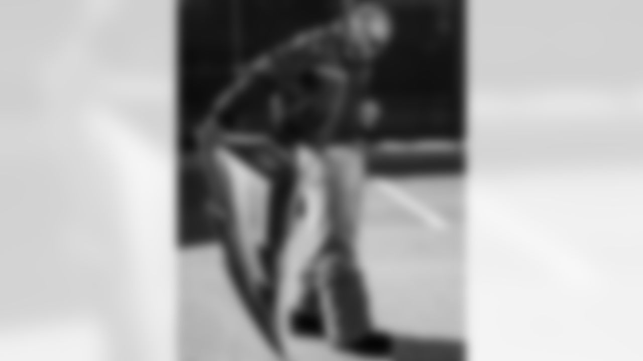 LB Daiyan Henley (0)