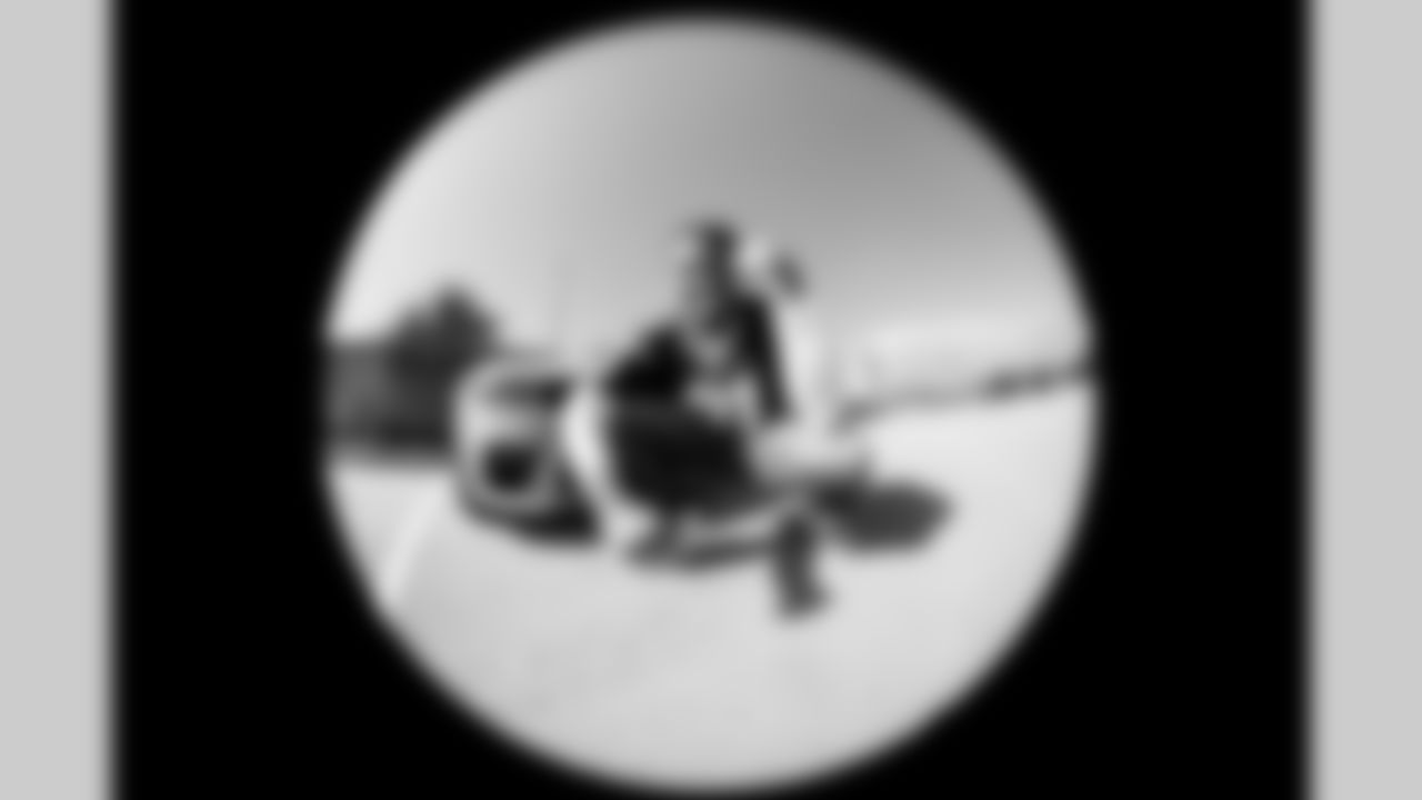 Take a look back at the best photos of the Chargers best arrival fits of the 2025 season.