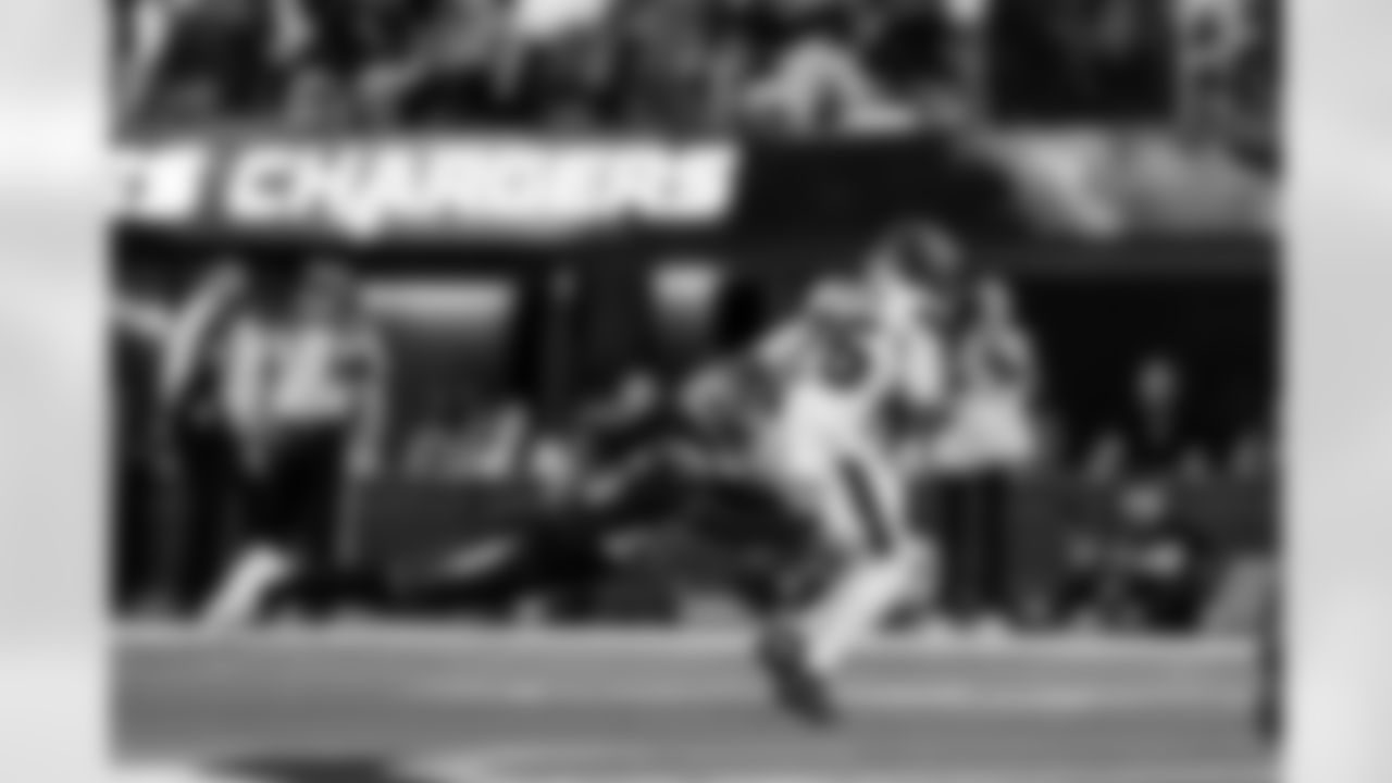 CB Donte Jackson (26)