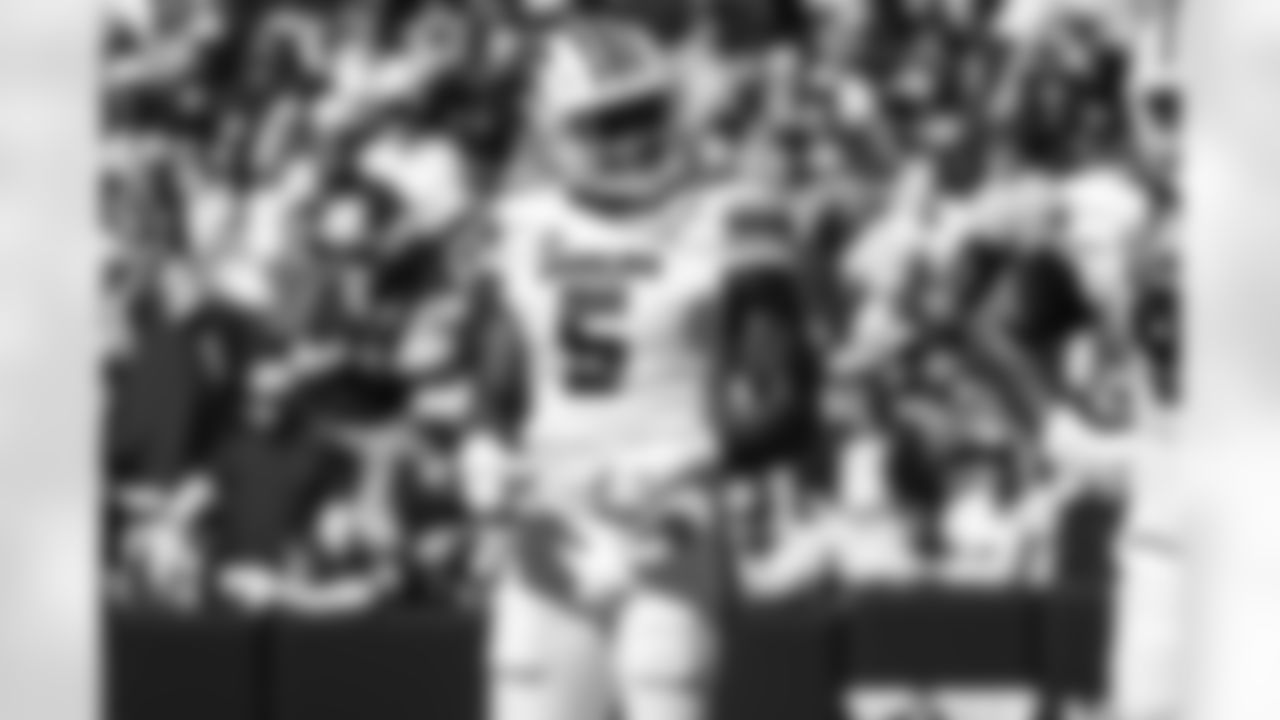 56409104_FB_Alabama_Lott_132_24