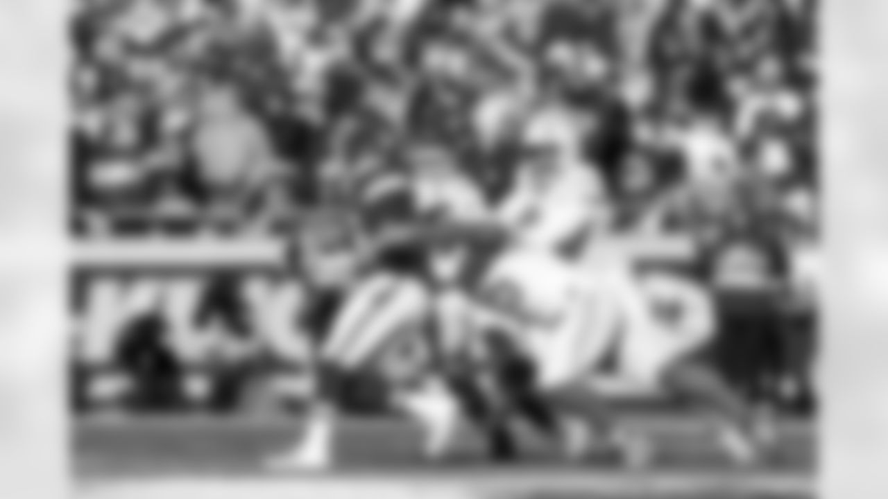 OLB Tuli Tuipulotu (45)