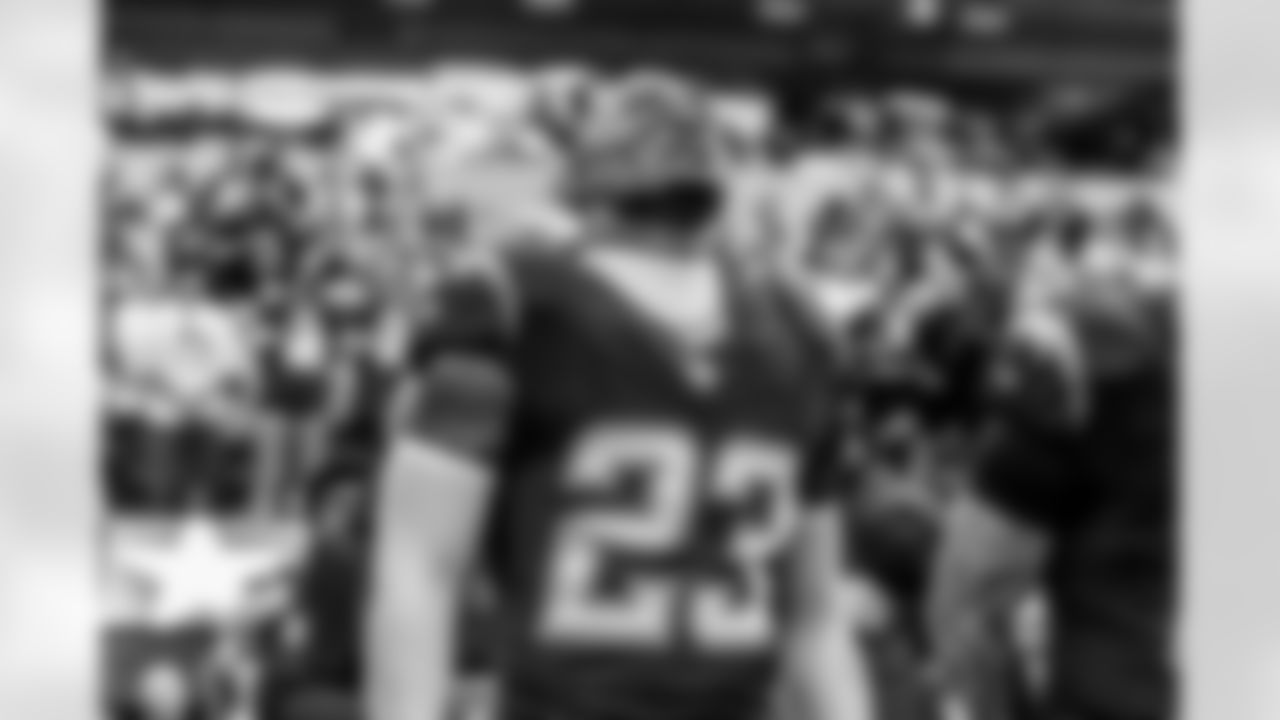 Take a look back at the Chargers Week 8 matchup with the Vikings in monochrome!