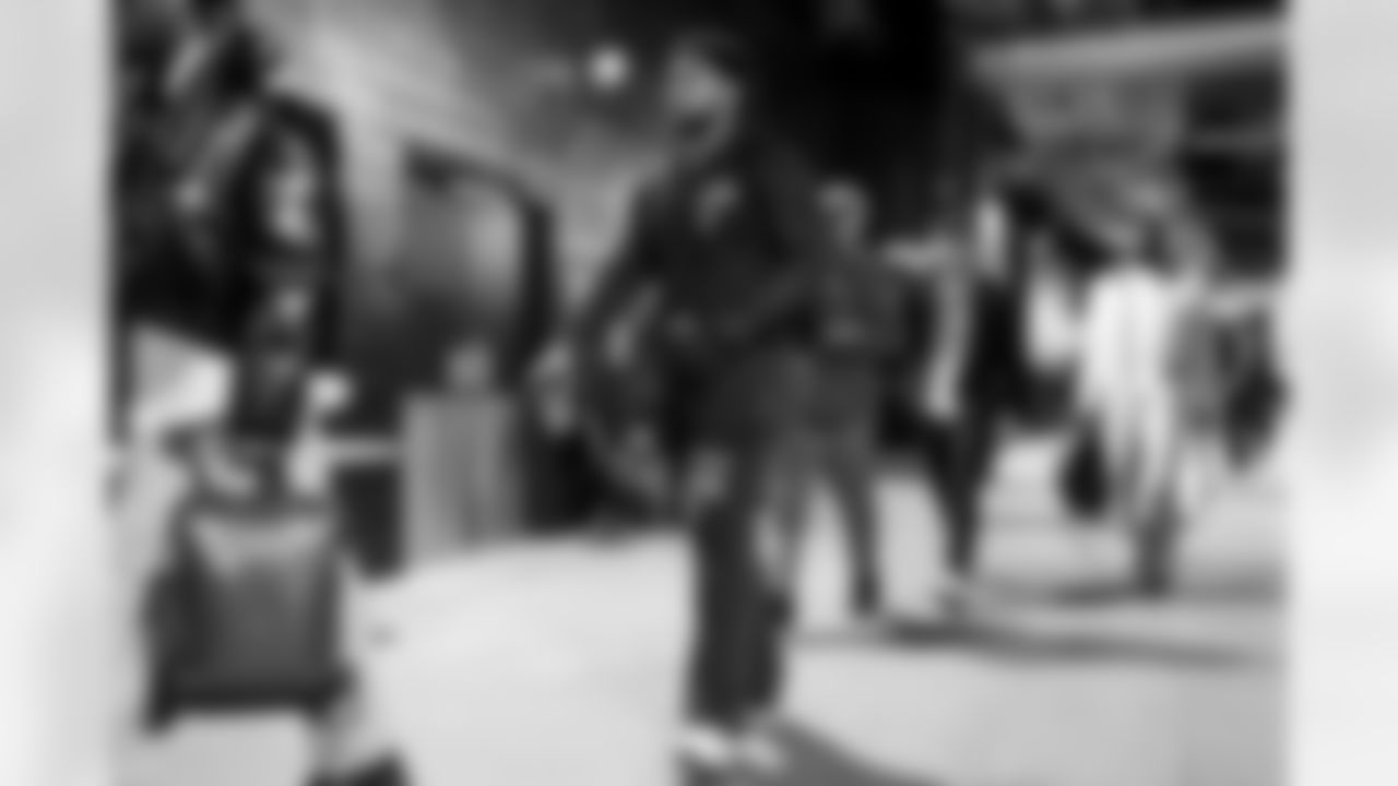 OLB Tuli Tuipulotu (45)