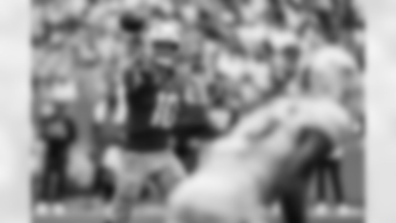 Take a look back at the best photos of the offense's 2025 campaign