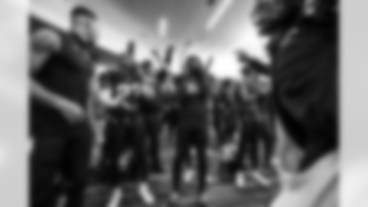 S Tony Jefferson (23) and CB Donte Jackson (26)