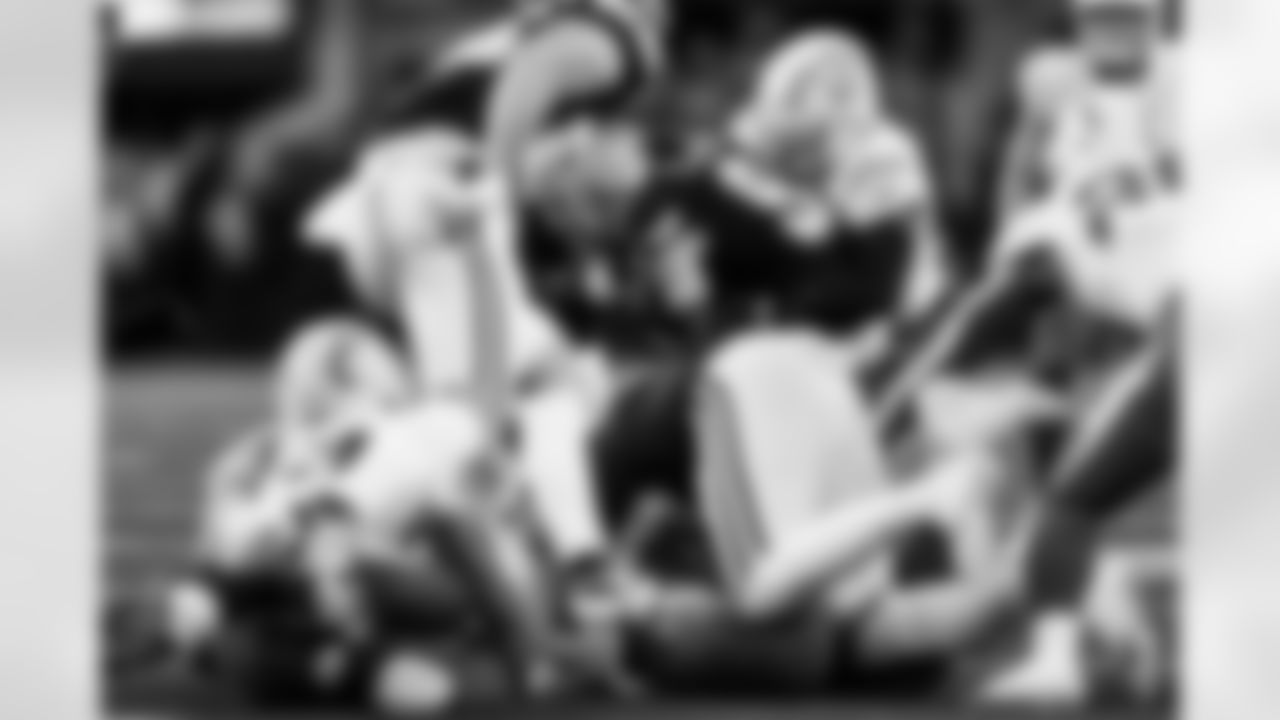 Check out the best shots from the Chargers Week 16 matchup against the Cowboys!