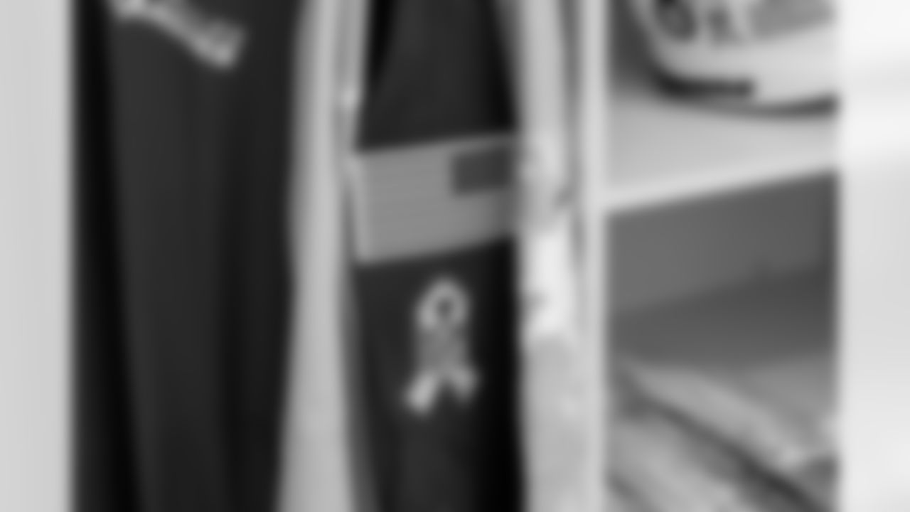 The Los Angeles Chargers play the Tennessee Titans on Sunday, November 10, 2024 at SoFi Stadium in Inglewood, CA.
[FINAL SCORE: LAC 27 - TEN 17]