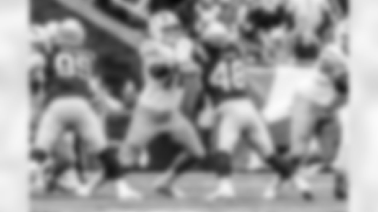 Take a look back at the Chargers Week 17 matchup with the Patriots in monochrome!