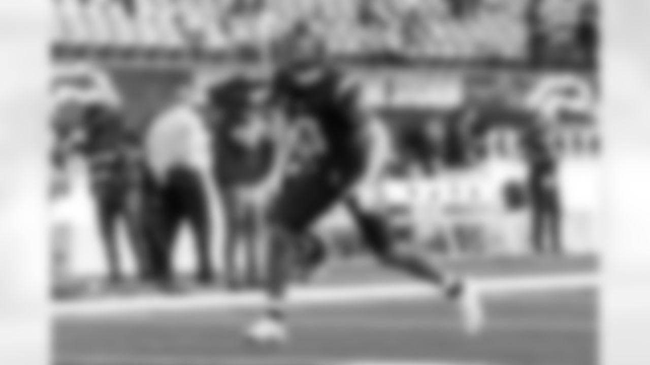 Check out the best shots from the Chargers Week 13 matchup against the Raiders!