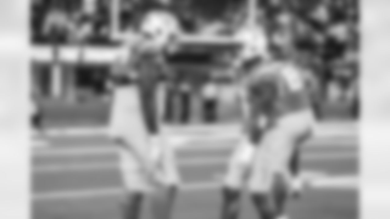 G Mekhi Becton (73) and S Derwin James Jr. (3)