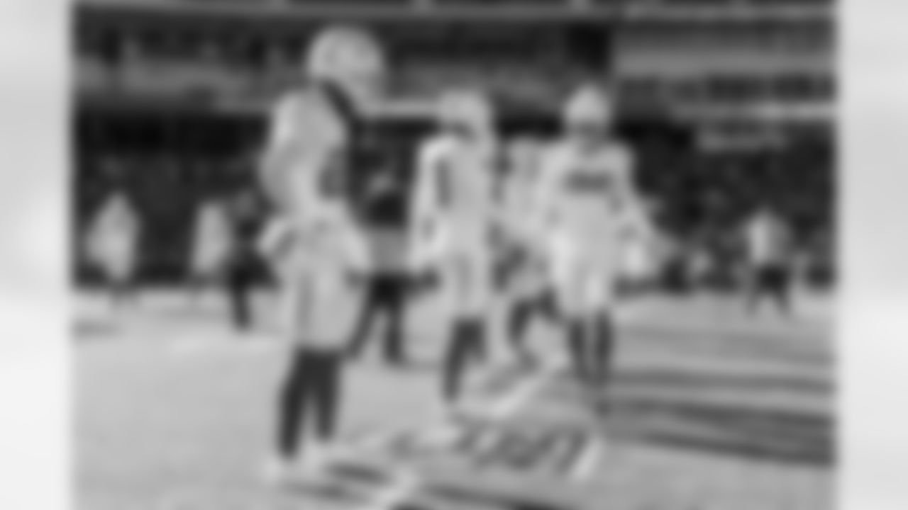 Check out the best shots from the Chargers Week 15 matchup against the Chiefs!