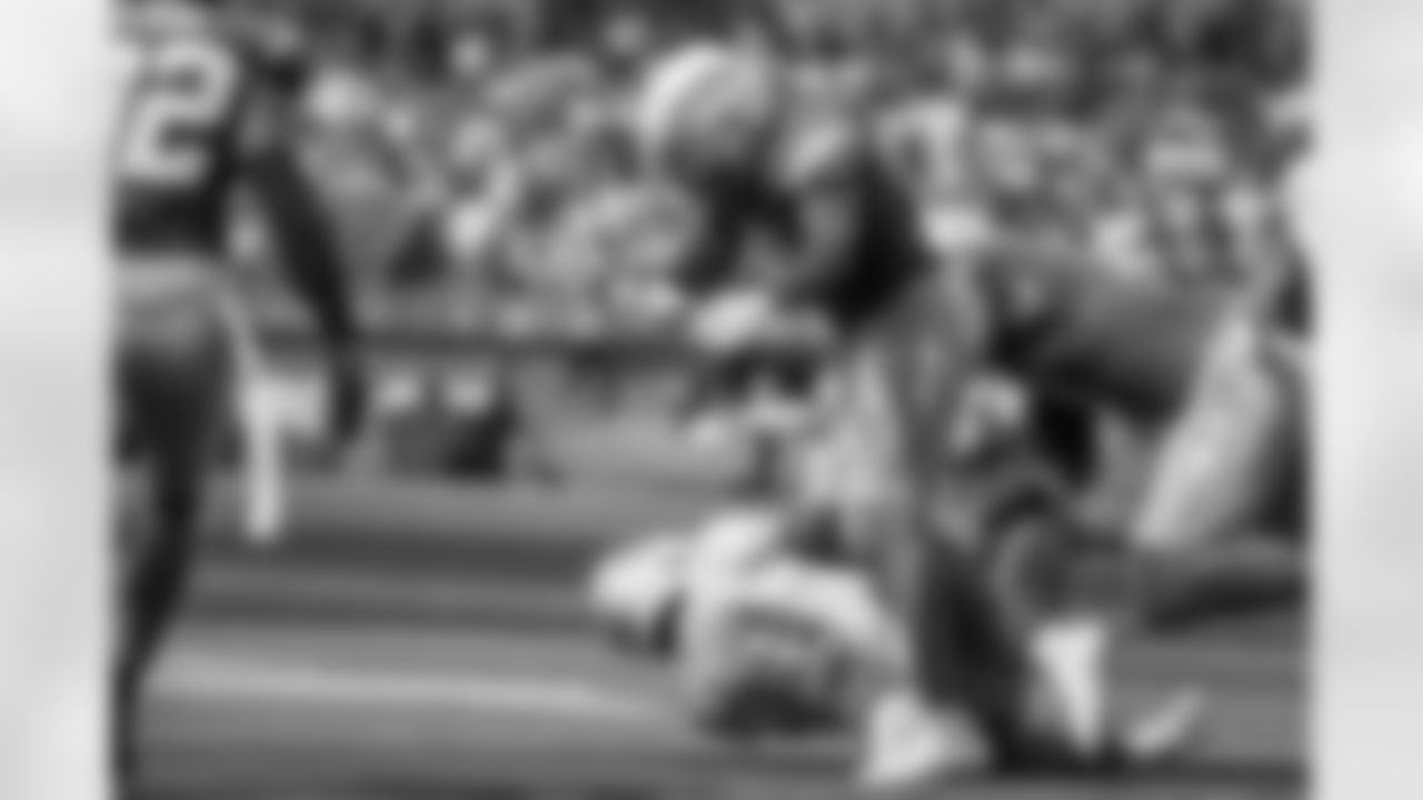 The Los Angeles Chargers play the Miami Dolphins on Sunday, September 10, 2023 at SoFi Stadium in Inglewood, CA.
[FINAL SCORE: LAC 34 - MIA 36]