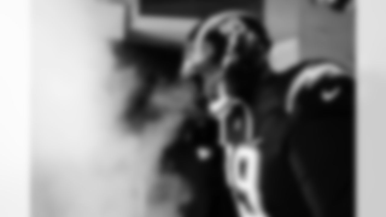 DT Jamaree Caldwell (99)