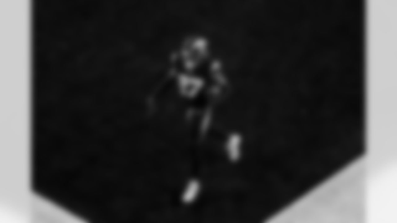 S RJ Mickens (27)