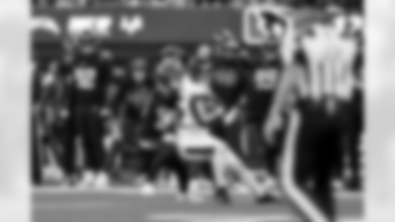 CB Tarheeb Still (29)