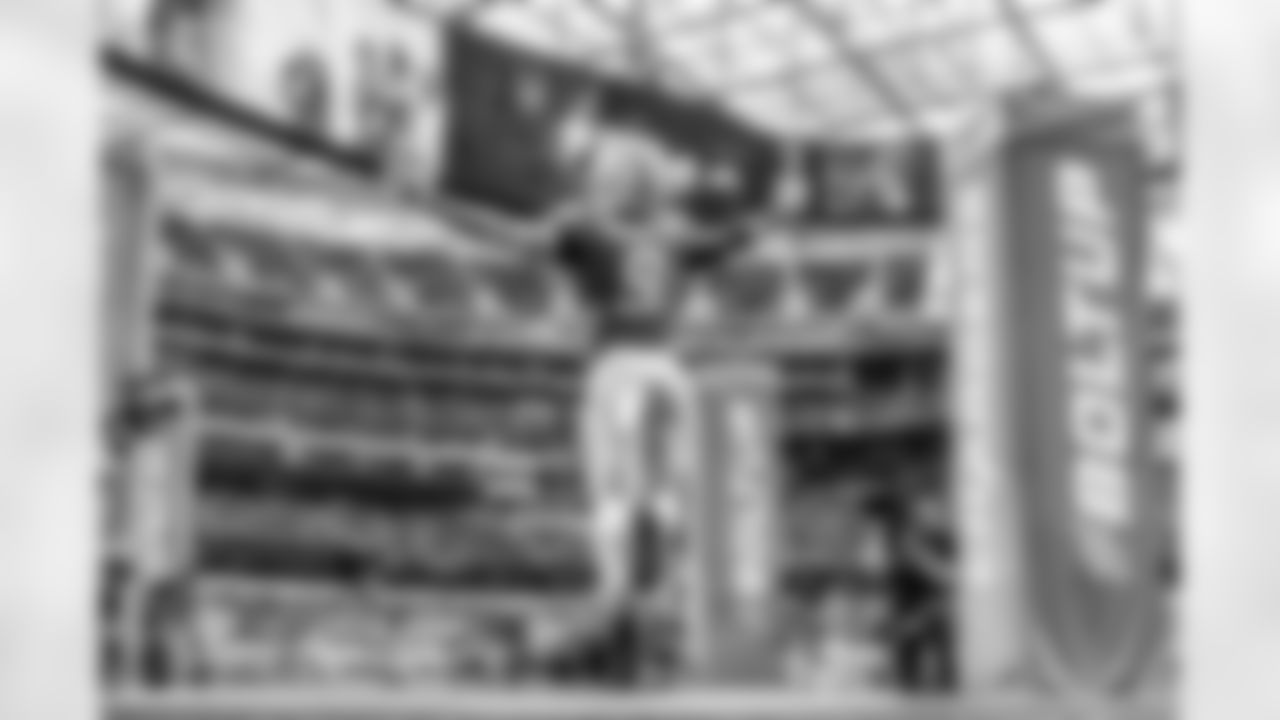 The Los Angeles Chargers play the Las Vegas Raiders on Sunday, October 1, 2023 at SoFi Stadium in Inglewood, CA.
[FINAL SCORE: LAC 24 - LV 17]