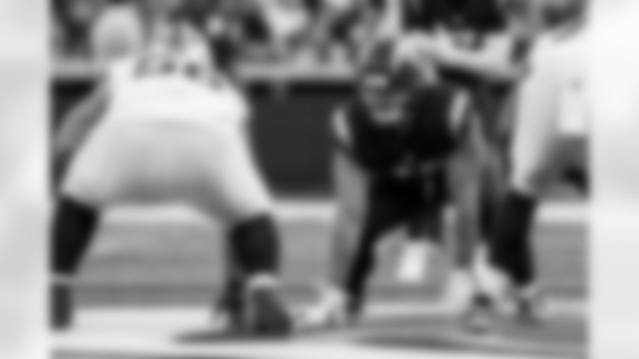 Chargers OLB Tuli Tuipulotu (#45) in action during their Pro Bowl season.