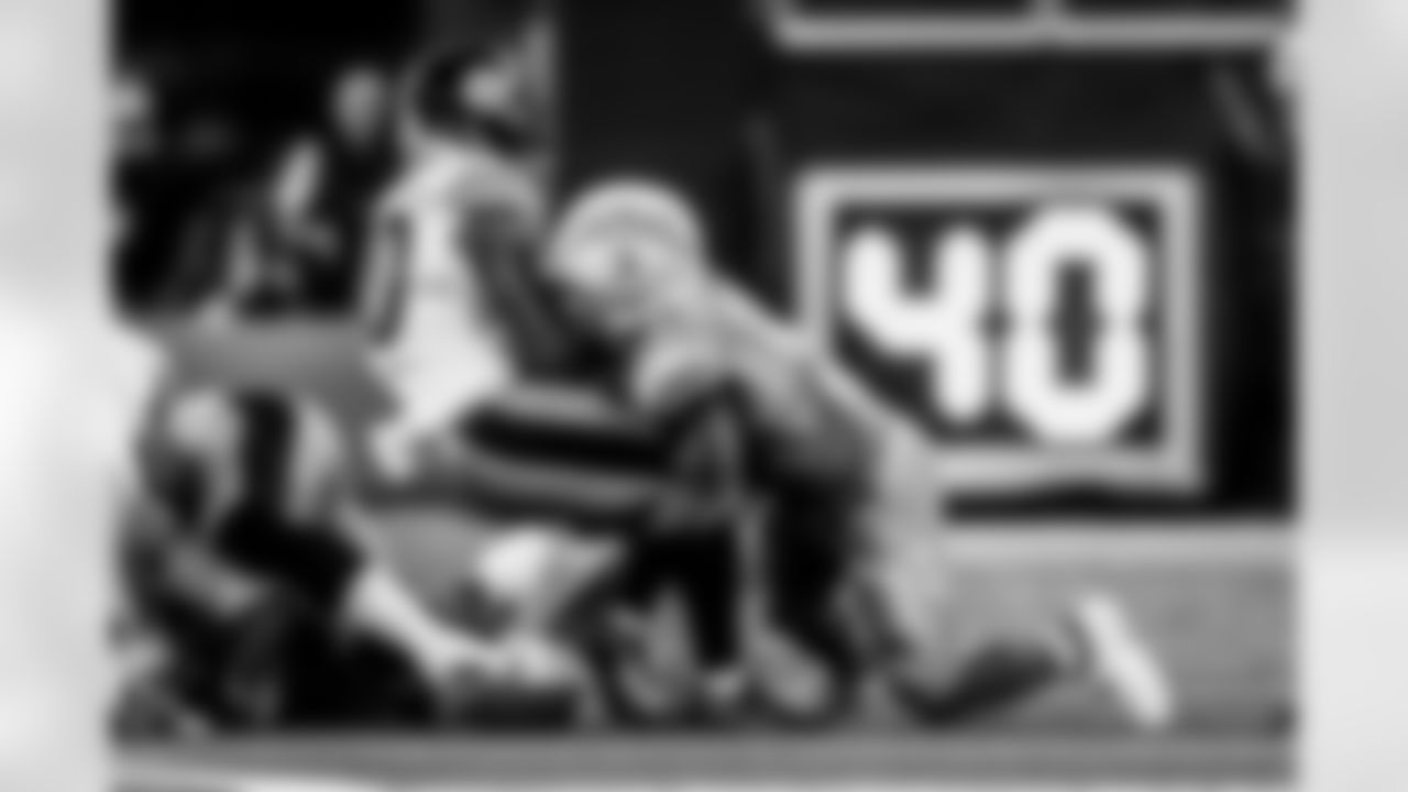 Take a look back at the Chargers Week 10 matchup with the Steelers in monochrome.