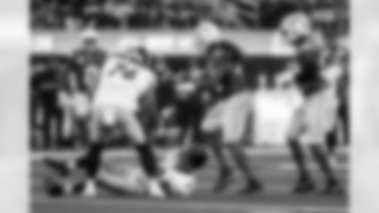 OLB Bud Dupree (48) and OLB Odafe Oweh (98)