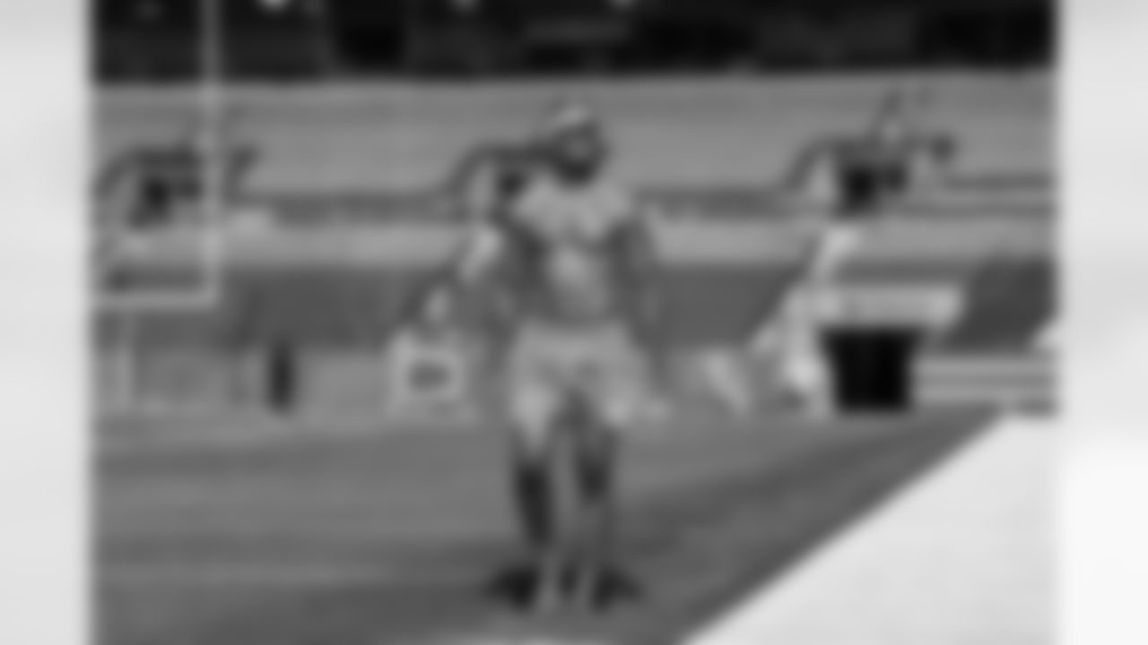 S Derwin James Jr. (3)