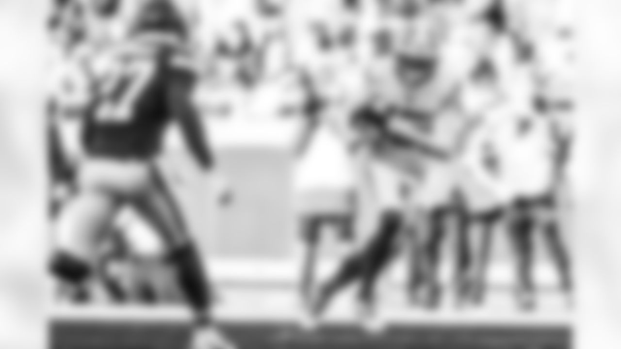 Take a look back at the Chargers Week 15 matchup with the Chiefs in monochrome.