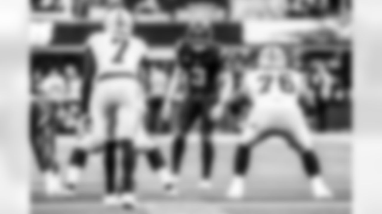 Take a look back at the Chargers Week 13 matchup with the Raiders in monochrome.