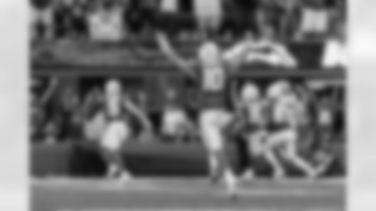 The Los Angeles Chargers play the New Orleans Saints on Sunday, October 27, 2024 at SoFi Stadium in Inglewood, CA.
[FINAL SCORE: LAC 26 - NO 8]