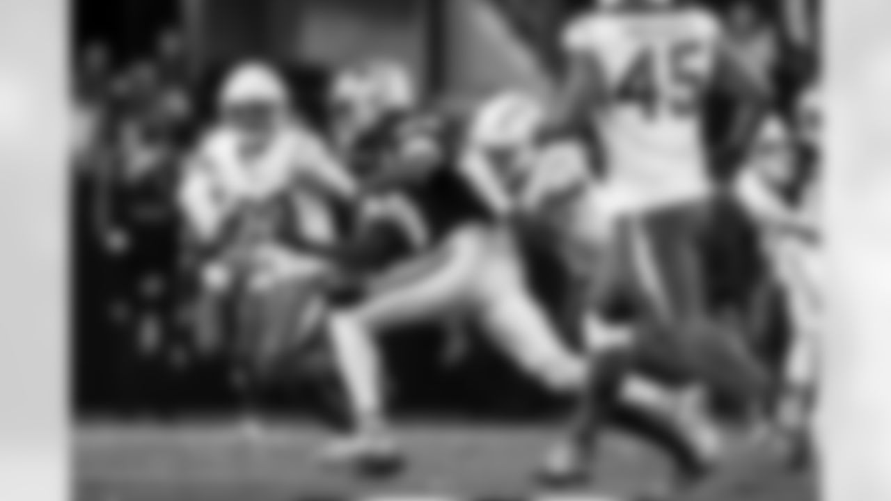 S Derwin James Jr. (3)