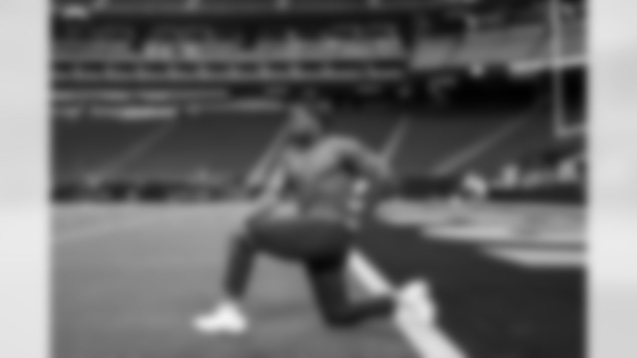 OLB Khalil Mack (52)