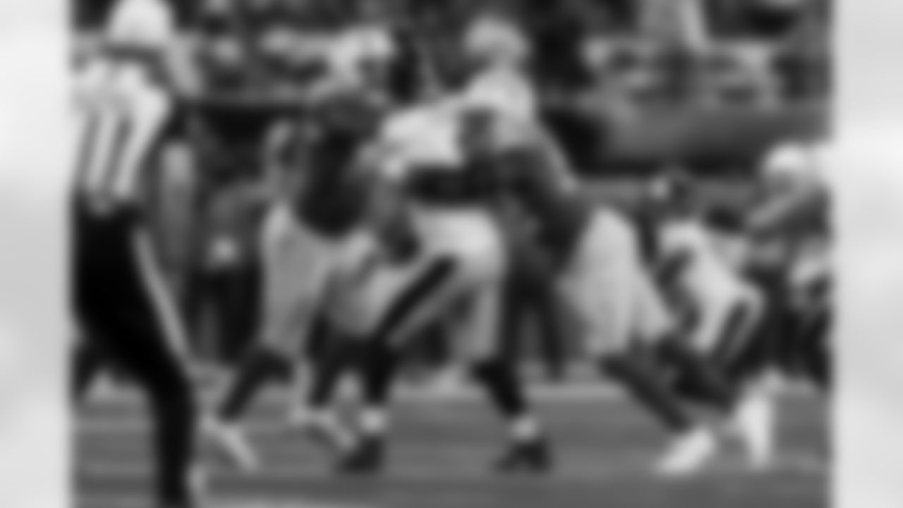 Take a look at the best photos of Chargers 2026 free agent Khalil Mack