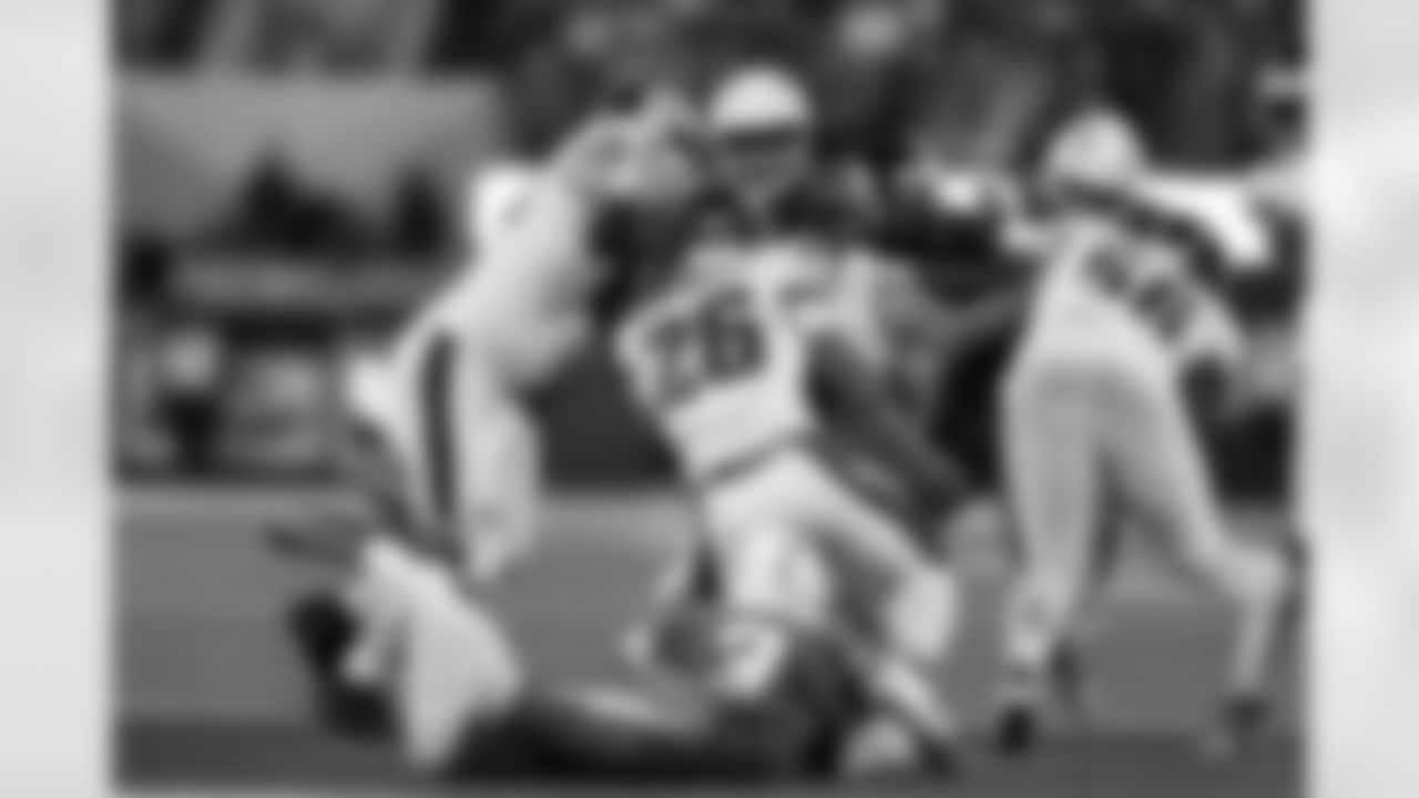 S Derwin James Jr. (3)