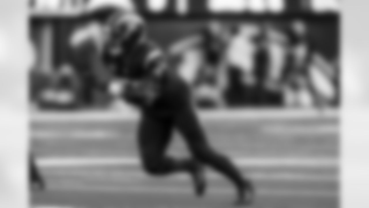 Check out the best shots from the Chargers Week 17 matchup against the Texans!