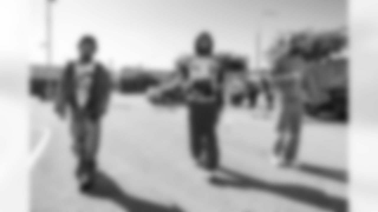 Check out the best shots from the Chargers Week 17 matchup against the Texans!