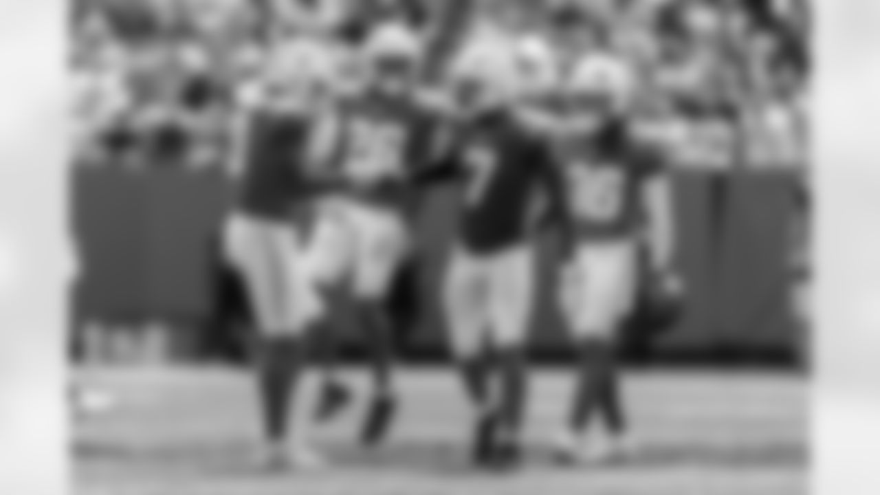 The Los Angeles Chargers play the Carolina Panthers on Sunday, September 15, 2024 at Bank of America Stadium in Charlotte, NC.
[FINAL SCORE: LAC 26 - CAR 3]