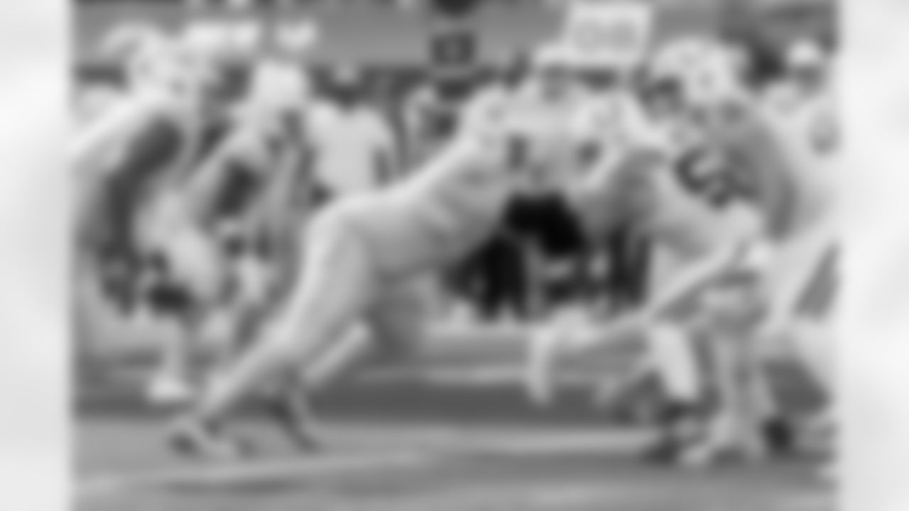 Take a look back at the best photos of the Chargers 2025 draft class in their inaugural NFL campaign.