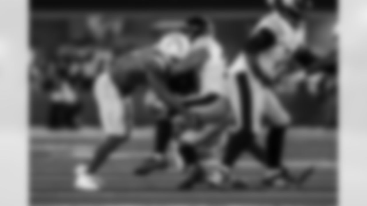 Take a look at the best photos of Chargers 2026 free agent Denzel Perryman