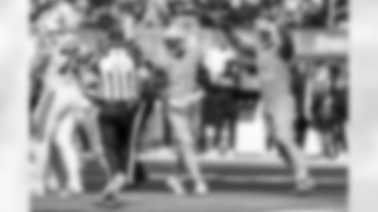OLB Khalil Mack (52)