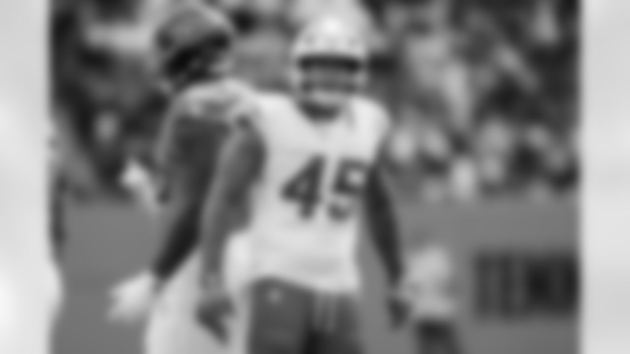 Chargers OLB Tuli Tuipulotu (#45) in action during their Pro Bowl season.